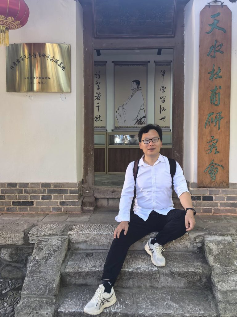 王治田博士毕业于新加坡南洋理工大学，现为中山大学中国语言文学系（珠海）助理教授