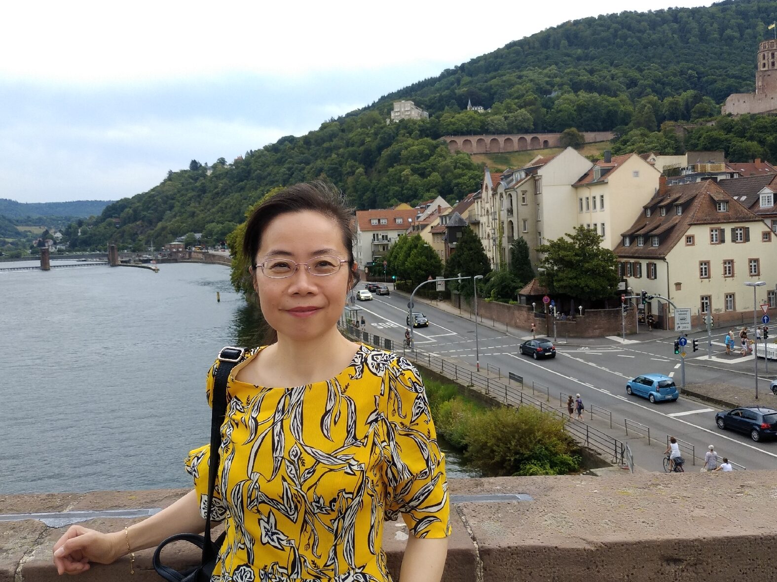 郭丽娜，广州中山大学中国语言文学系教授，博士生导师